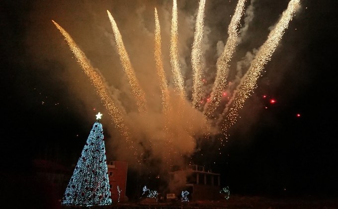 Thế giới tưng bừng đón Giáng sinh